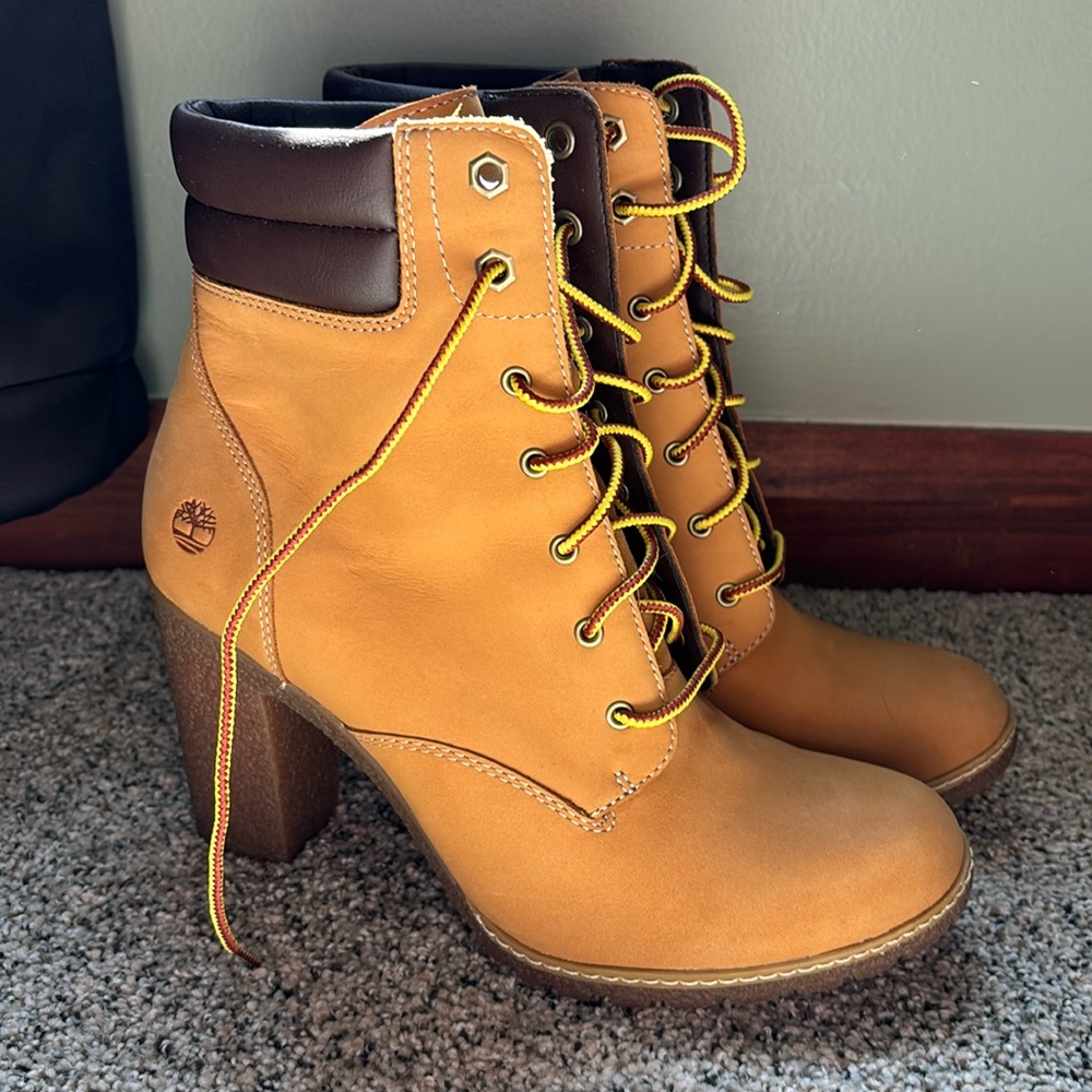 Timberland boots size 9.5